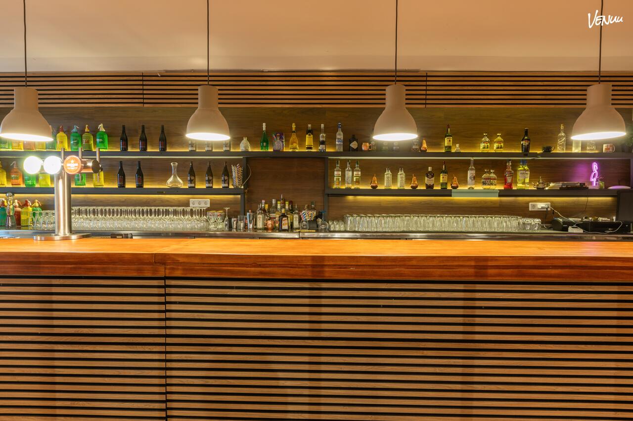 Roots Gastro Club