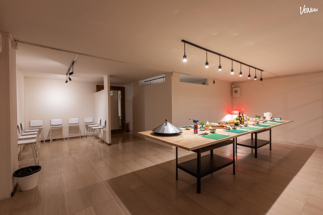 Roots Gastro Club