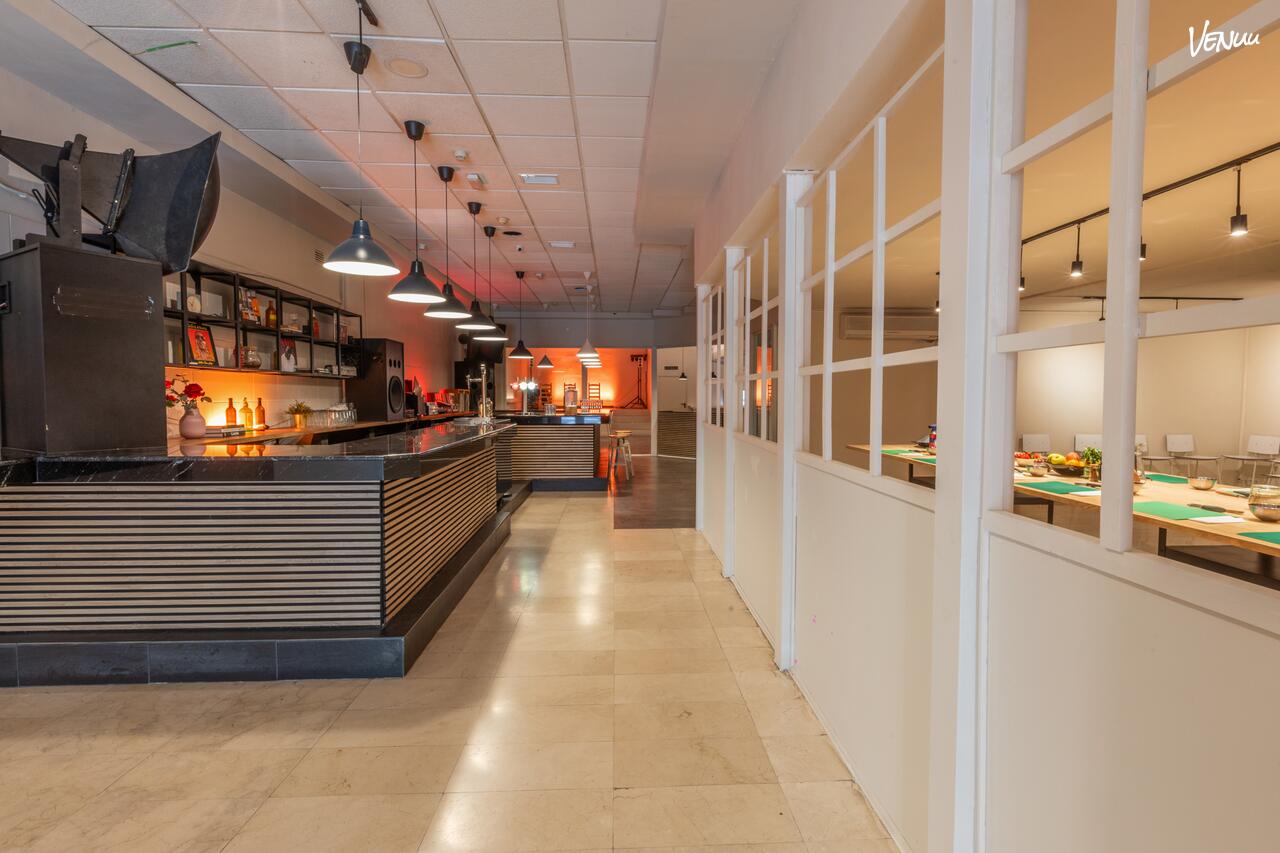 Roots Gastro Club