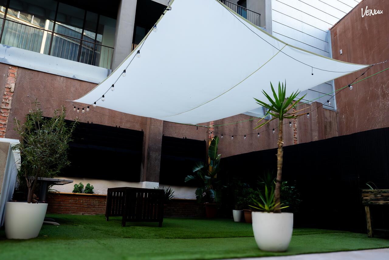 Roots Gastro Club